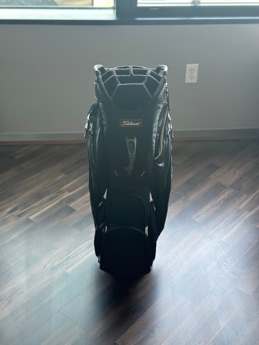 Titleist Golf Bag