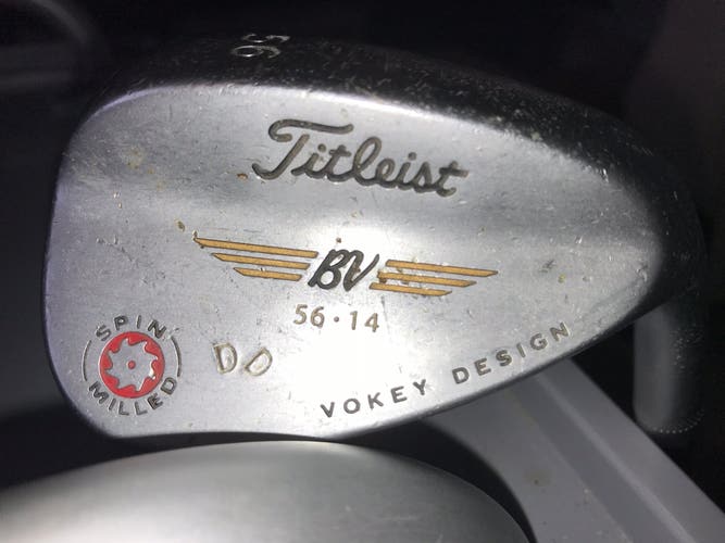 Used Men's Titleist Right Handed Regular Flex 56 Degree Vokey BV 56-14 Wedge