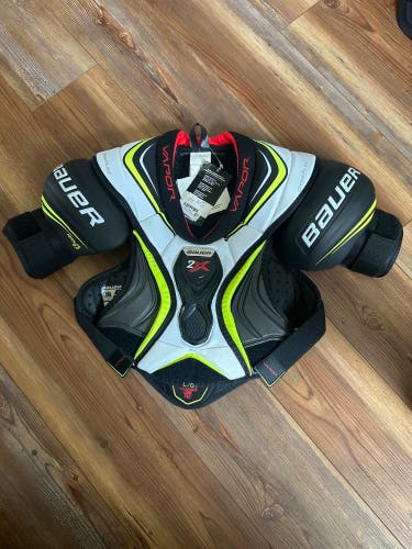 New Large Bauer  Vapor 2X Shoulder Pads