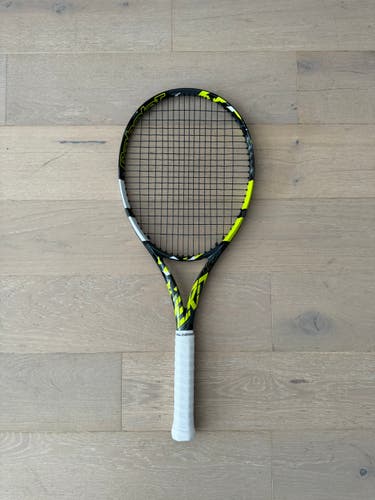 Babolat Pure Aero 100" 4 3/8 Tennis Racquet