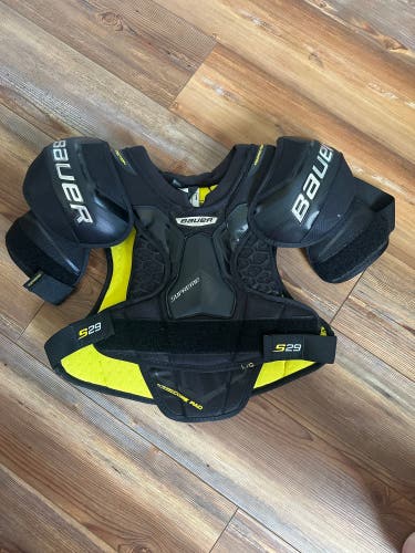 New Large Bauer  Supreme S29 Shoulder Pads