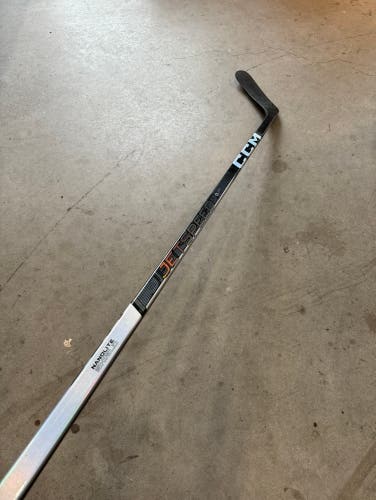 AHL New Senior CCM Left Hand P92M 95 Flex Pro Stock Jetspeed FT6 Pro Hockey Stick