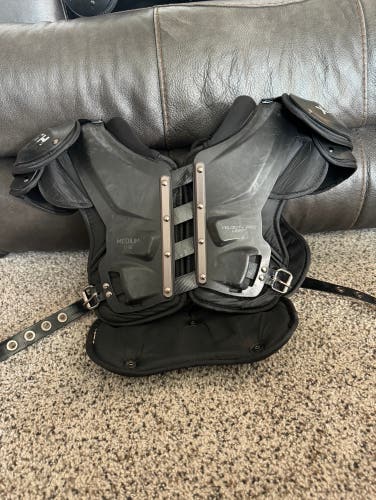 Used Adult Xenith Velocity Pro Light Shoulder Pads