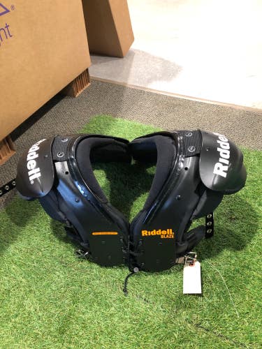 Used Extra Large Youth Riddell Shoulder Pads