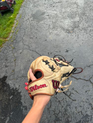 Used 2020 Infield 11.75" A2000 Baseball Glove