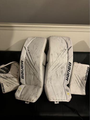 Bauer Hyperlite goalie Pads