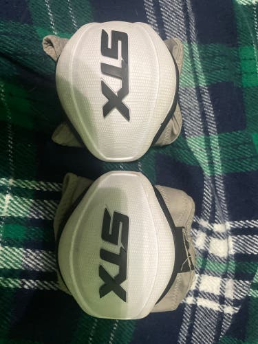Adult STX Stallion 900 Elbow Caps