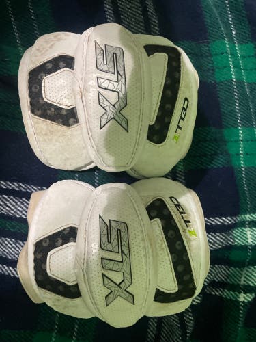 Used Adult STX Cell V Arm Pads