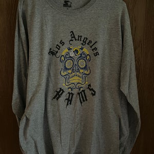Los angeles Rams Long sleeve t shirt Men’s XL