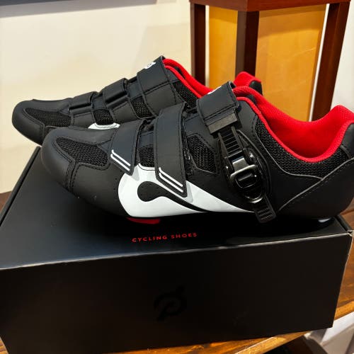 Peloton Cycling shoes: NEVER USED