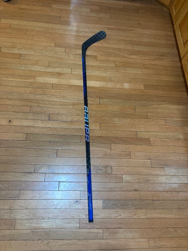 New Senior Bauer Right Handed P92 Pro Stock Nexus Sync Hockey Stick