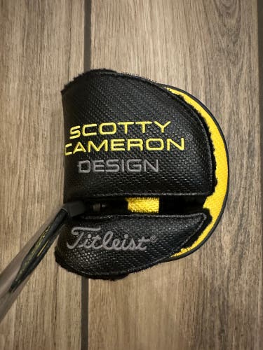 New Scotty Cameron Right Handed 35" Phantom X 5.5 Putter