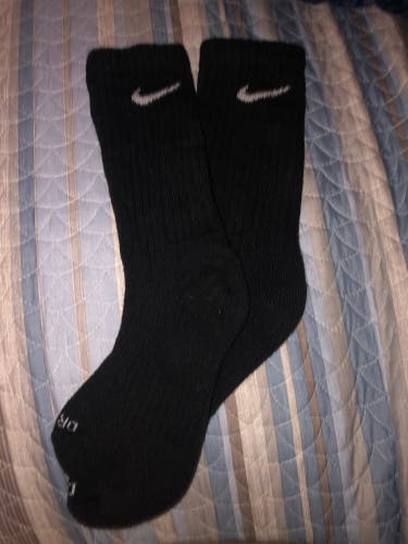 Black Used Medium Nike Socks
