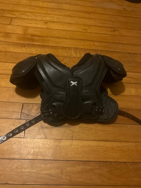 Medium Velocity V2 xenith shoulder pads