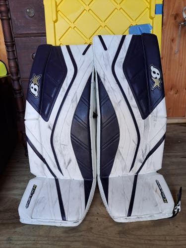 Used 34" Brian's G-Netik X Goalie Leg Pads