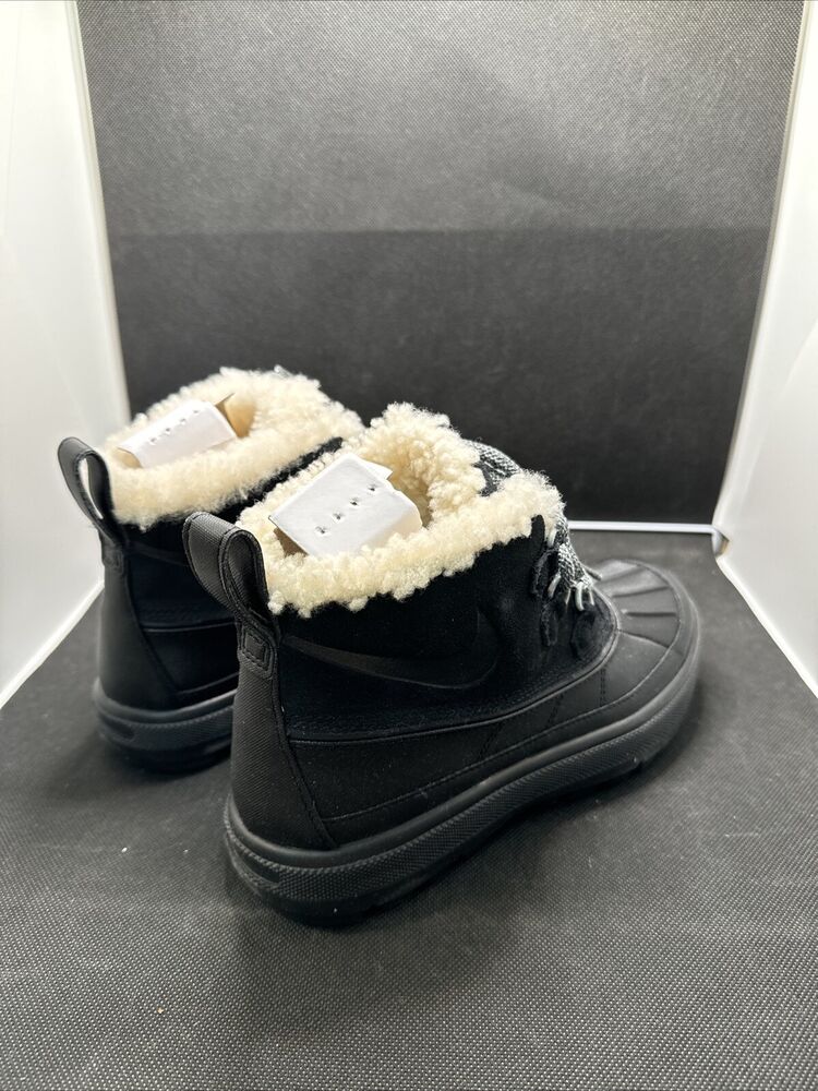 nike woodside women's