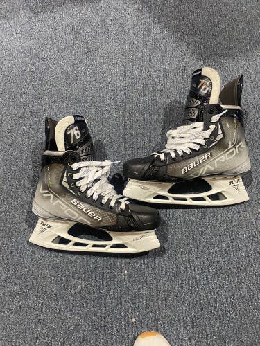 Used Senior Bauer Skjei Pro Stock R 9 L 9.5 Vapor Hyperlite  Hockey Skates