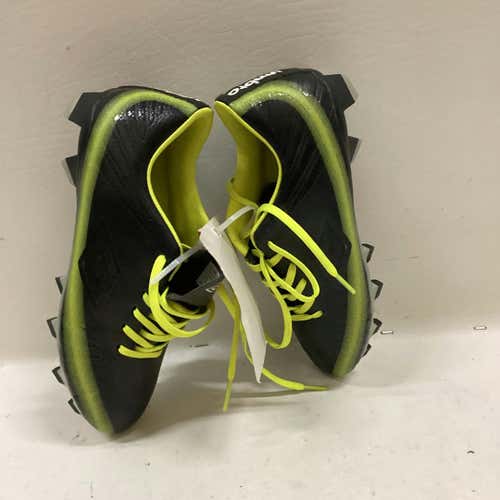 Used Umbro Senior 5 Cleat Soccer Outdoor Cleats