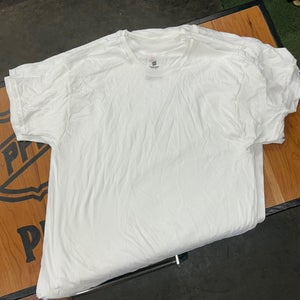 7 Hanes white t-shirts Men’s Large