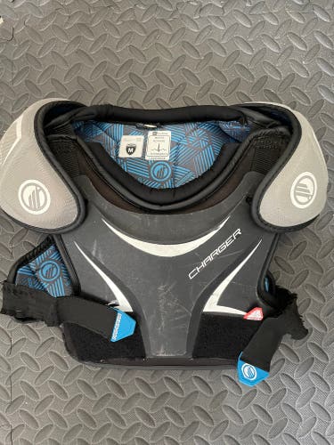 Used Medium Maverik Charger Shoulder Pads