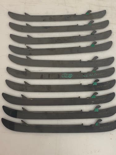 Used Bauer FLY TI Black Steel Runners 62710
