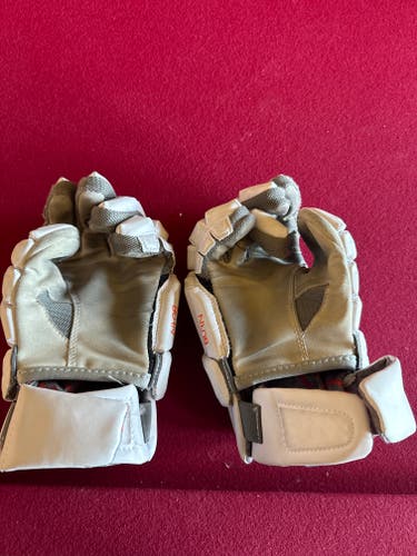 Used Warrior Burn Lacrosse Gloves Large