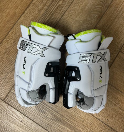 Brand New STX Cell V Goalie Gloves Large