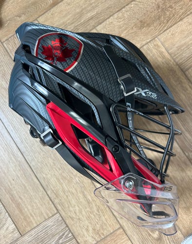 Team Canada XRS Pro 2023 Goalie Helmet