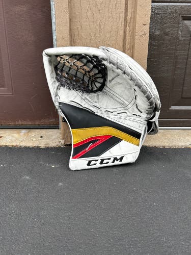 CCM Premier II Pro Glove