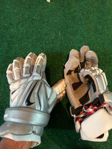 Used  Nike 13" Vapor Elite Lacrosse Gloves