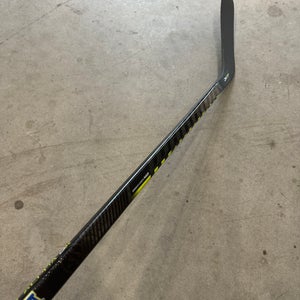 NCAA New Senior Warrior Left Hand Mid Pattern Pro Stock Alpha DX Hockey Stick
