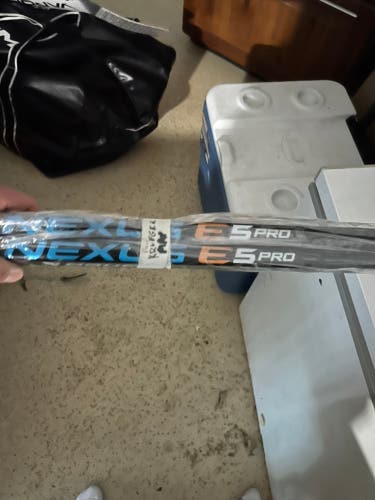 New Senior Bauer Pro Stock 9.5 Nexus 200 Hockey Skates