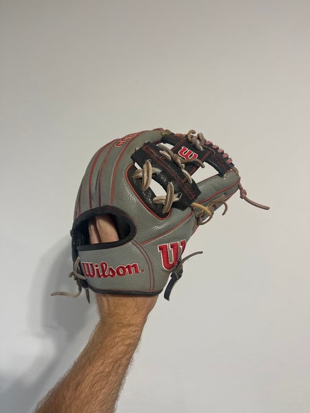 Wilson a2000 sc75 11.75 baseball glove