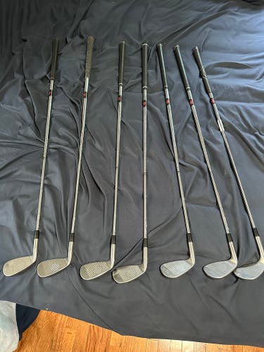 Nike golf clubs 5-PW W/ 60 degree Original Grips Standard Length