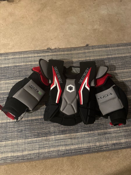Vaughn SLR3 Pro Carbon Chest Protector Senior Small