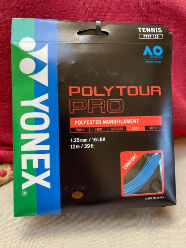 Yonex Poly Tour Pro 125 / 16L string - (4) sets blue