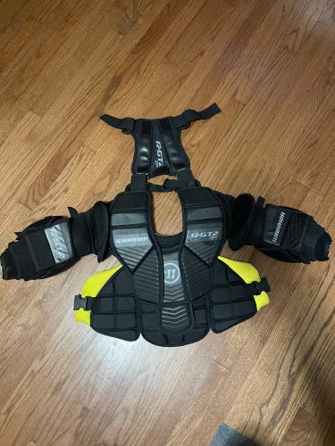 Used Warrior Ritual GT2 Goalie Chest Protector Junior S/M