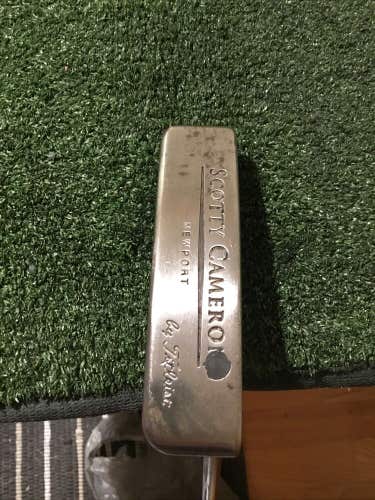 Titleist Scotty Cameron Newport Putter 34 Inches (RH)