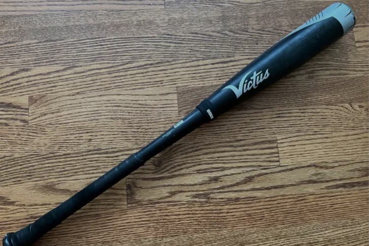 Used 2022 Victus (-3) 30 oz 33" Nox Bat