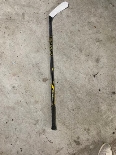 CCM tacks 3052 p29 curve 65-70 flex hockey stick