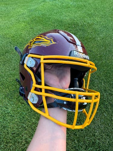 Riddell Speedflex maroon/yellow facemask black out edition