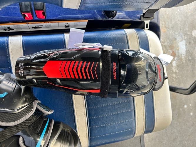 Hockey Shin Pad Size 13”