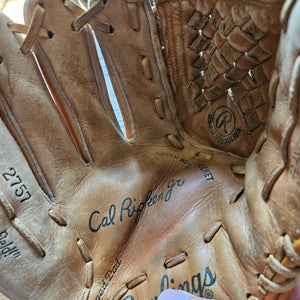 Used Left Hand Throw Rawlings 2757 Baseball Glove 12"