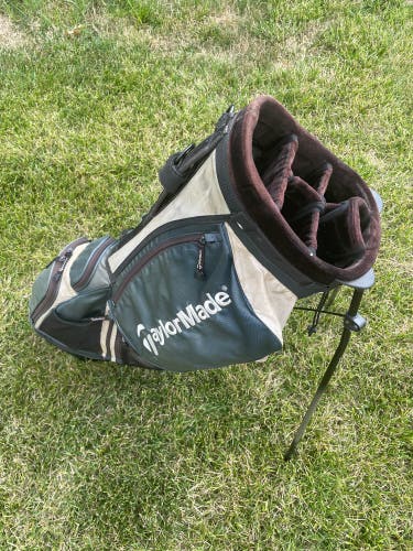 Taylormade golf bag