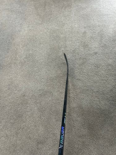 Bauer nexus sync hockey stick