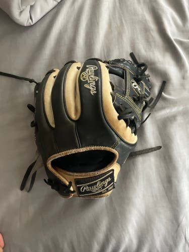 Rawlings Baseball Glove