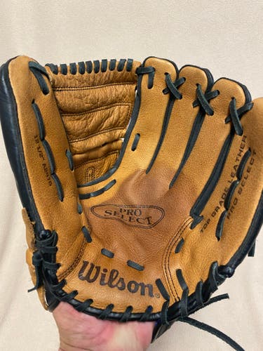 Used Right Hand Throw Wilson ProselectA2476 Baseball Glove 12.5"