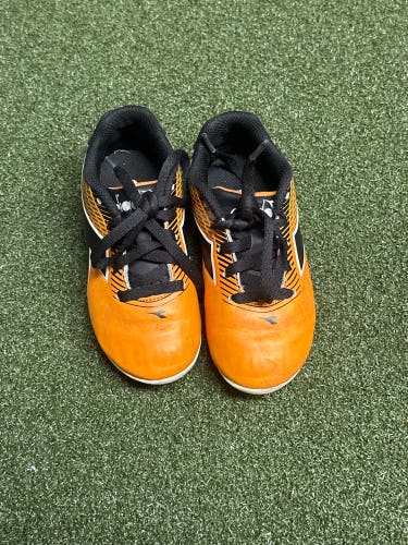 Diadora Soccer Cleats Size 10.5K (1308)