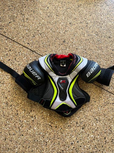 Bauer Vapor 2X Shoulder Pads