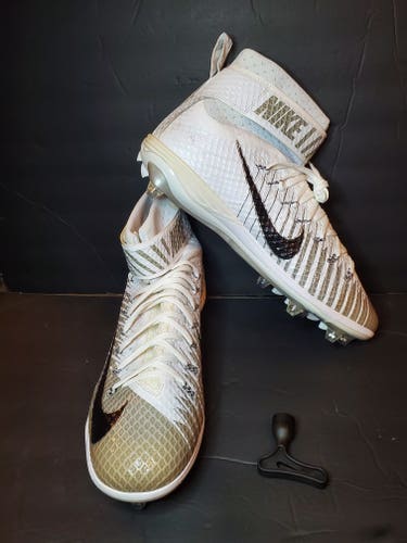 BNWOB Mens Nike Lunarbeast Football Cleats sz 15 White/Silver 789873-100 AS-IS
